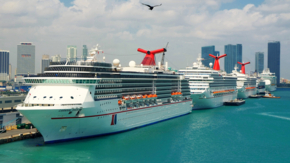 USA Florida Miami Hafen Kreuzfahrtschiffe Carnival Foto iStock Photosvit.jpg